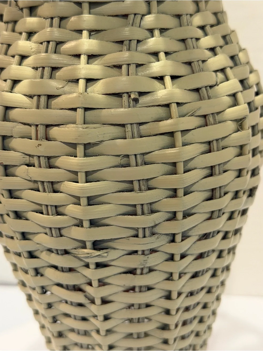 Tall Ivory Colored Metal & Wicker Vase 15” Tall Metal Scrollwork Top/Base